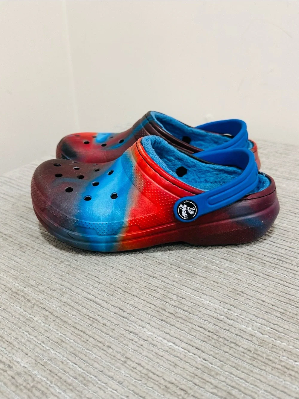 Crocs Kids Classic Lined Out of This World Clog Bright Cobalt Blue Red Size C12